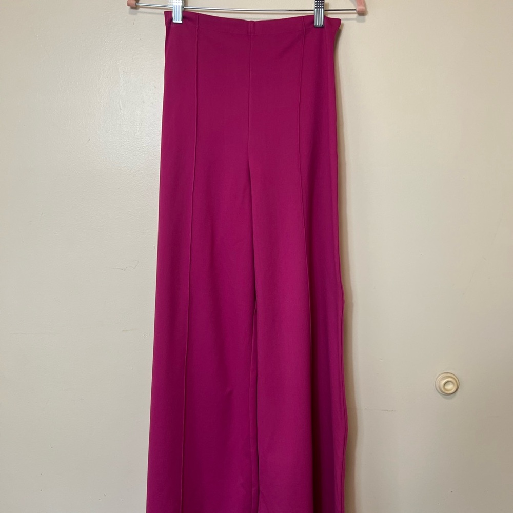 Ripley Radar Women’s Pink Knit Wide Leg Pants. Size Large. NWOT.